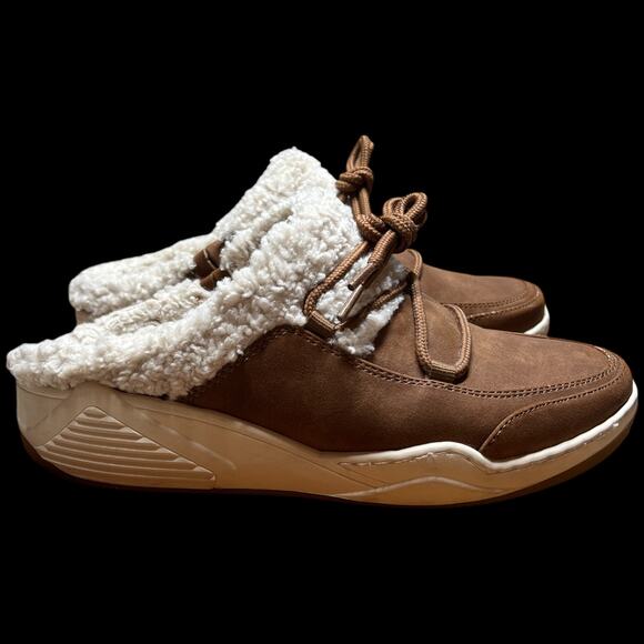 BARETRAPS Landon Women Size 7 Whiskey Shoe Clog Slipper Moccasin Sherpa Lined - Picture 6 of 13